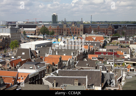 Vue aérienne d'Amsterdam à partir de Oude Kerk ou Vieux Clocher de l'Église Banque D'Images