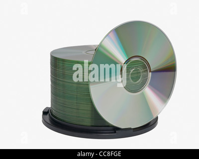Detailansicht einer CD-Spindel, dabei steht eine CD | photo de détail un CD-pack, un CD est en position verticale Banque D'Images