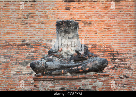 Statue de Bouddha de Wat Ratchaburana, Ayuthaya, Thaïlande Banque D'Images