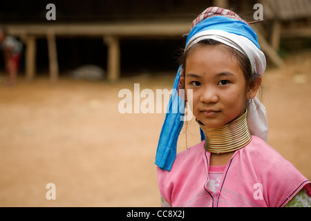 La jeune fille de hilltribe Padaung Banque D'Images