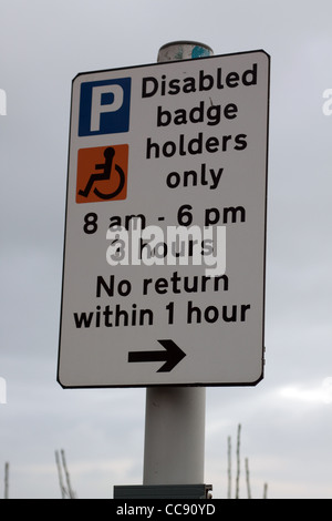 Mobilité Parking sign Banque D'Images