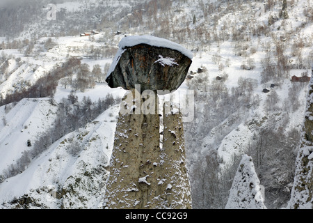 Les Pyramides d'Of Euseigne pyramides de terre hoodoos of Euseigne Banque D'Images