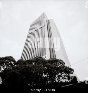 Maybank Tower Menara Maybank gratte-ciel de Kuala Lumpur en Malaisie en Extrême-Orient Asie du sud-est. Architecture bâtiment moderne billet Banque D'Images