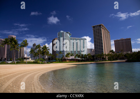 Hilton Hawaiian Village, la plage de Waikiki, Honolulu, Hawaï. Banque D'Images