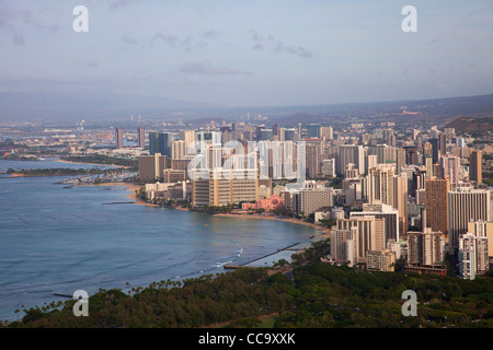 Vue du Cratère de Diamond Head, Waikiki, Honolulu, Hawaï. Banque D'Images