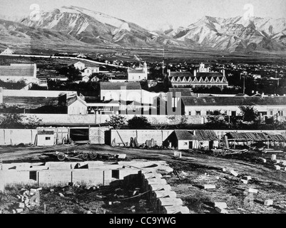Salt Lake City - Camp Douglas et montagnes Wasatch dans l'arrière-plan, vers1868 Banque D'Images
