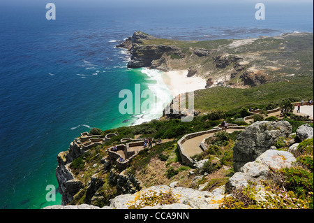 Cape Point et Diaz Beach à partir de Cape Point Lighthouse, péninsule du Cap, Western Cape, Afrique du Sud Banque D'Images