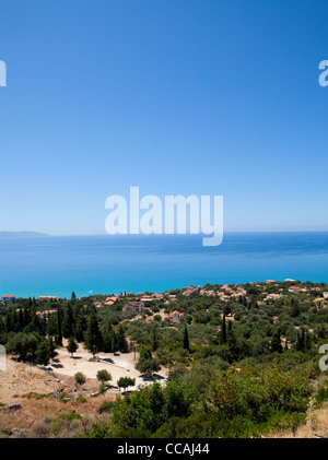 Belle scène avec ciel bleu et la mer dans l'île de Céphalonie, Grèce. Banque D'Images