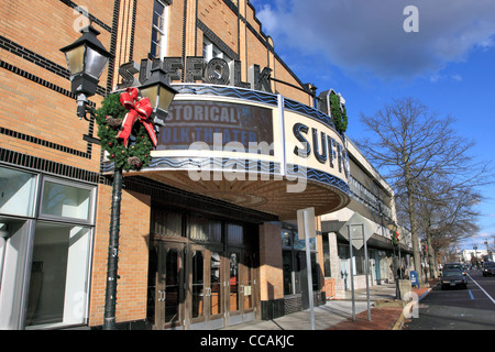 Le théâtre de Suffolk sur Main St. downtown Riverhead Long Island NY Banque D'Images