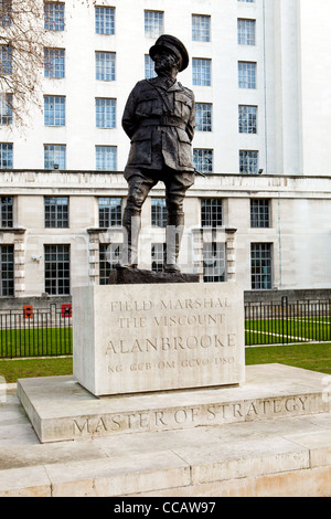 Statue du maréchal Alan Francis Brooke, 1er vicomte Alanbrooke. Banque D'Images