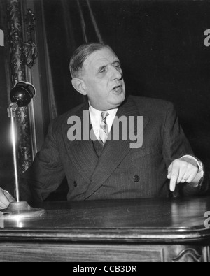 CHARLES DE GAULLE (1890-1970) Homme d'État français de faire un discours sur le marché commun à propos de 1958 Banque D'Images