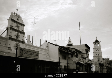 Temple Sri Poyyatha Vinayaga Moorthy et Kampung Kling mosquée à Melaka Malacca en Malaisie en Extrême-Orient Asie du sud-est. Vinayagar Moorthi billet Banque D'Images