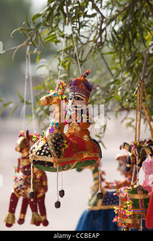 Poupées marionnette traditionnelle du Rajasthan en vente comme souvenirs au Rajasthan, Inde Banque D'Images