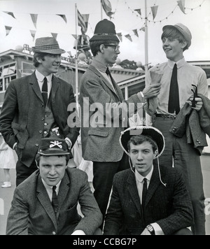 Le groupe pop britannique MOJOS à Margate Fête foraine en mai 1964. Banque D'Images