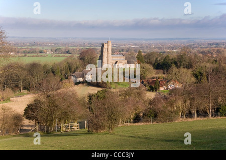 Chiltern Hills - Ellesborough hameau - St Peter  + St Pauls church - vu de Beacon Hill - Chequers Estate Banque D'Images