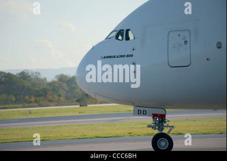 Airbus A380-800 à l'aéroport de Manchester England Uk Banque D'Images