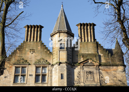 Détail de la pierre sur le bâtiment James Watt North de l'Université de Glasgow, campus Gilmorehill, Écosse, Royaume-Uni Banque D'Images