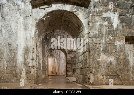 Verdun, France. Les couloirs et les chambres du Fort Douaumont, centre d'une campagne féroce dans la PREMIÈRE GUERRE MONDIALE. Banque D'Images