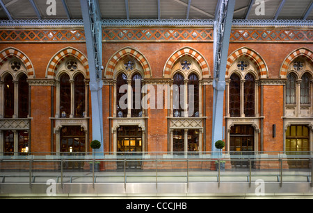 Le St Pancras Chambers comprend le développement d'un vaste et délicate rénovation de St Pancras Chambers et une nouvelle marque Banque D'Images