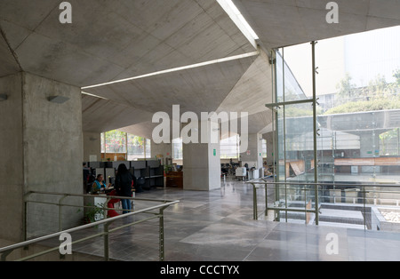 La ville de Mexico a récemment rouvert Biblioteca Vasconcelos est un exemple exceptionnel d'un Digital-Age contemporain Bibliothèque, de ne pas Banque D'Images