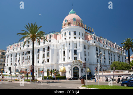 L'hôtel Negresco à Nice, sur la côte méditerranéenne dans le sud de la France. Banque D'Images