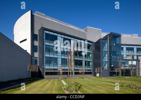 Le Li Ka Shing Carter Central Cancer Research UK Cambridge Research Institute a été achevé en 2006. Banque D'Images