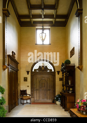 Halcyon Hall, maison privée, McGuire Architecture et Design, Radlett, Herts, UK, 2009, un vestibule avant Banque D'Images