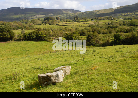 Vestiges de château, Rosclogher Lough Melvin, County Leitrim, Connacht, l'Irlande, l'Europe. Banque D'Images