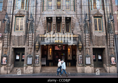 Le célèbre théâtre Tuschinski (Pathé Tuschinski) d'Amsterdam, aux pays-Bas, construit en 1921 Banque D'Images