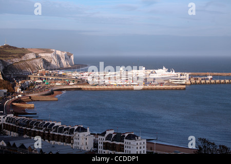 Port de Douvres, Kent, Angleterre Banque D'Images