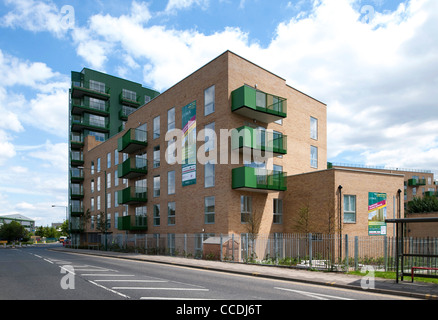 Le logement abordable conçu par Czwg Architectes pour logement en groupe réseau Park Royal Banque D'Images