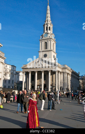 Trafalgar Square et St Martin in the Fields London England Banque D'Images