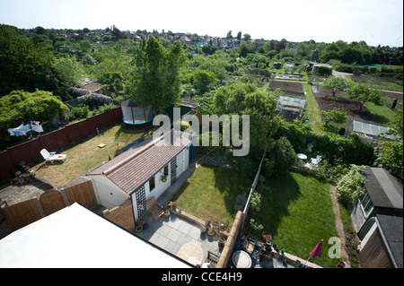 Vue générale des jardins ou des parcelles à Londres voir du toit d'une maison. Banque D'Images