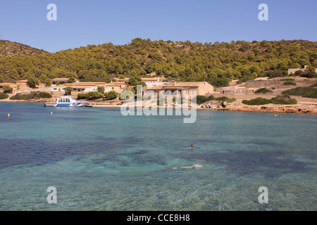 Scène sur l'île de Cabrera Cabrera, archipel d'îles, un parc naturel Espagnol, situé au sud-est de Palma de Mallorca Banque D'Images