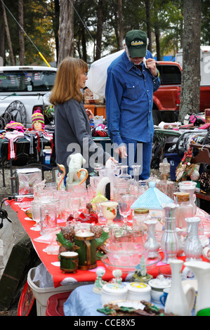 Premier lundi jours Commerce marché aux puces à Canton, Ohio, USA - Le plus ancien et le plus grand marché aux puces aux Etats-Unis Banque D'Images