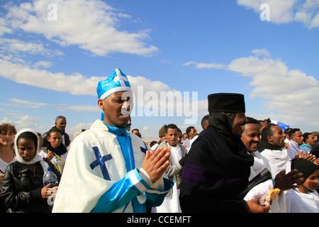 Jourdain, église éthiopienne orthodoxe célèbre la fête de la Théophanie Banque D'Images