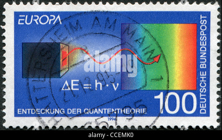 Allemagne - circa 1994 : timbre imprimé dans l'Allemagne, montre la théorie quantique, par Max Planck, vers 1994 Banque D'Images