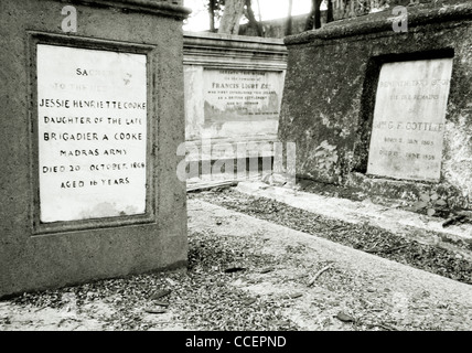 Tombe du Capitaine Francis Light dans le cimetière protestant de Georgetown dans l'île de Penang en Malaisie en Extrême-Orient Asie du sud-est. L'histoire britannique Banque D'Images