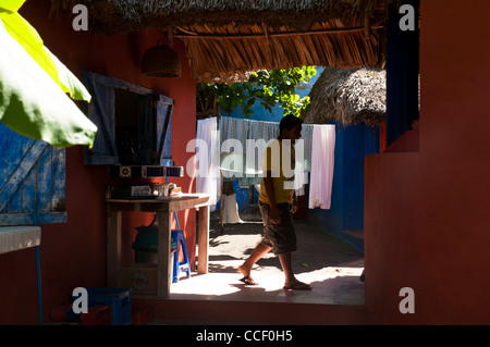 'Hôtel Pez de Oro ' Monterrico Beach, côté pacifique, au Guatemala, en Amérique centrale. Banque D'Images