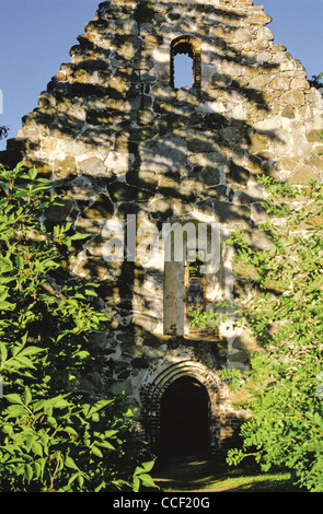 Ruines de l'église du 15ème siècle de Saint Michel à Palkane, Finlande Banque D'Images