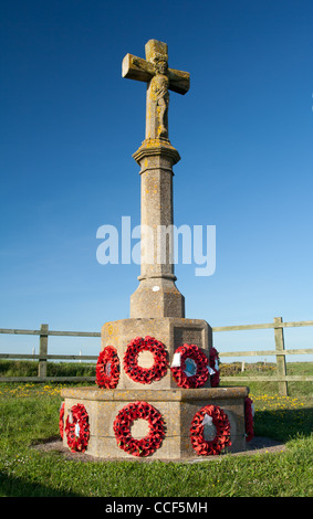 Monument commémoratif de guerre à l'ouest d'eau douce Pembrokeshire, Pays de Galles. Banque D'Images