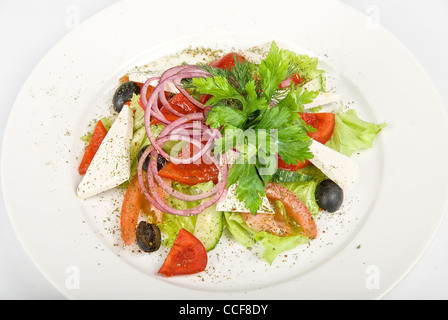 Plat à salade césar close up on a white background Banque D'Images