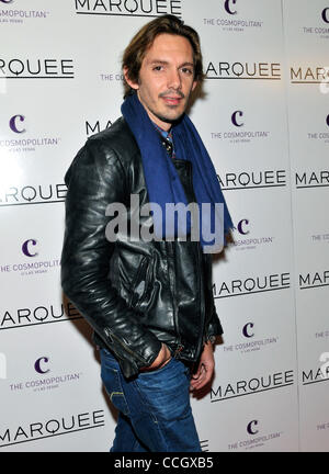 Dec 30, 2010 - Las Vegas, Nevada, États-Unis - l'Acteur Lukas Haas arrive à l'ouverture du chapiteau discothèque à l'ambiance cosmopolite de Las Vegas le 30 décembre 2010 à Las Vegas, Nevada. (Crédit Image : © David Becker/ZUMAPRESS.com) Banque D'Images