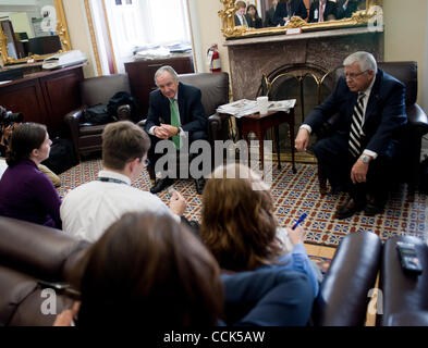 30 nov., 2010 - Washington, District of Columbia, États-Unis - Le Sénateur Tom Harkin (D-IA) parle à la presse au sujet de la sécurité alimentaire Projet de loi qui a été adopté par le Sénat le mardi. (Crédit Image : ©/ZUMAPRESS.com) Marovich Pete Banque D'Images