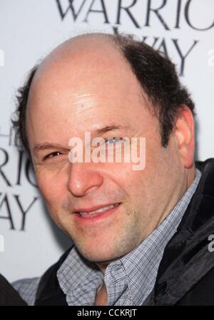 19 novembre 2010 - Los Angeles, Californie, États-Unis - 19 Novembre - 2010, Los Angeles- Jason Alexander . ''Warriors Way'' Los Angeles tenu au dépistage CGV Cinémas. K66839TL(Image Crédit : Â©/TLeopold ZUMAPRESS.com)/Photos Globe Banque D'Images