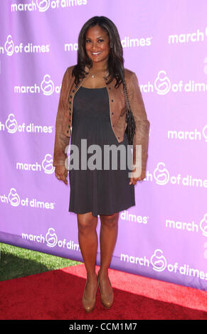 Nov 13, 2010 - Los Angeles, Californie, USA - Acteur LAILA ALI arrivant à la 5e édition de la célébration de la marche des bébés de déjeuner tenu à l'hôtel des 4 saisons. (Crédit Image : © Lisa O'Connor/ZUMApress.com) Banque D'Images