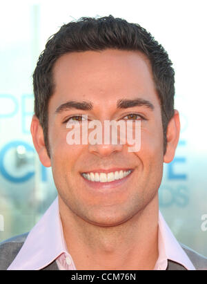 ZACHARY LEVI arrive pour l'annonce de la People's Choice 2011 candidatures sur le toit de l'hôtel de Londres. (Crédit Image : © Lisa O'Connor/ZUMApress.com) Banque D'Images