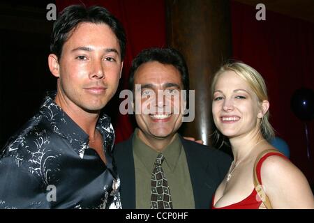 25 avril 2003 - Hollywood, Californie, États-Unis - I7567CHW.ANNIVERSAIRE POUR CELEBRITY DESIGNER ADAM SHAFFER.BAR FLY, WEST HOLLYWOOD, CA.04/25/2003. / / 2003.ADAM SHAFFER(Credit Image : Â© Clinton Wallace/Globe Photos/ZUMAPRESS.com) Banque D'Images