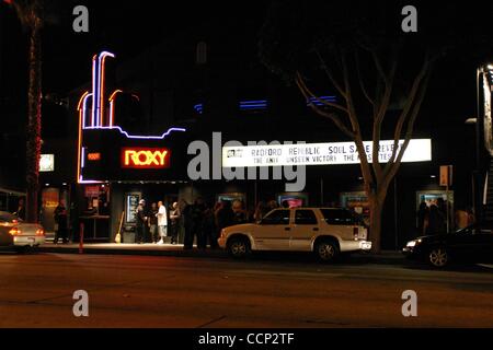 Le 26 septembre, 2004 - New York, New York, États-Unis - Los Angeles, Ca. Sunset Blvd. et Ryan Tedr et sa bande jouer la République 8/27/04 ROXY ( ). - 2004.K58768B Ltée(Image Crédit : Â© Bruce Cotler/Photos/ZUMAPRESS.com) Globe Banque D'Images