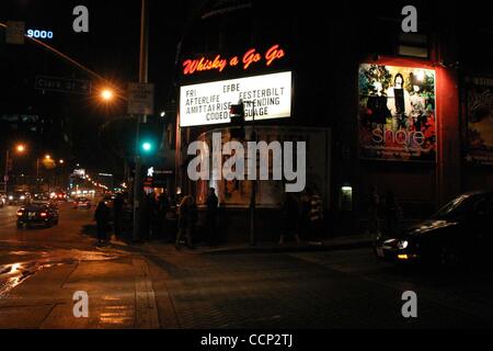 Le 26 septembre, 2004 - New York, New York, États-Unis - Los Angeles, Ca. Sunset Blvd. et Ryan Tedr et sa bande jouer la République 8/27/04 ROXY ( ). - 2004.K58768B Ltée(Image Crédit : Â© Bruce Cotler/Photos/ZUMAPRESS.com) Globe Banque D'Images